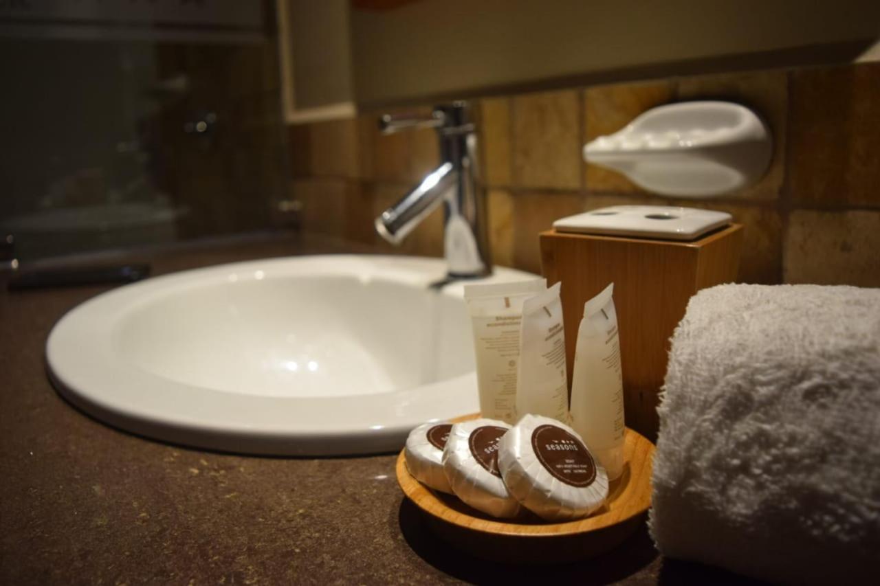 Hotel Heidinger Оксапампа Екстериор снимка