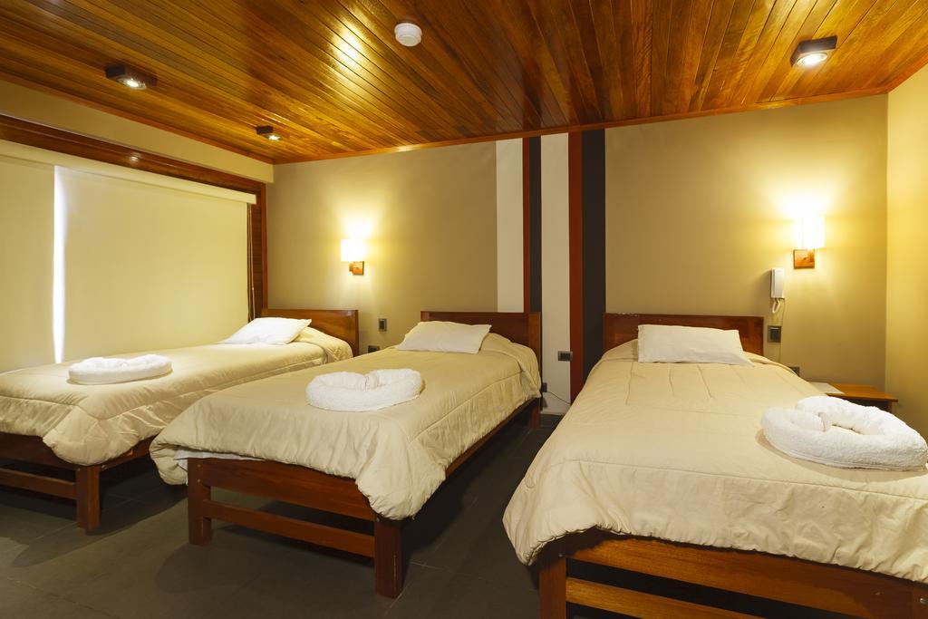 Hotel Heidinger Оксапампа Екстериор снимка